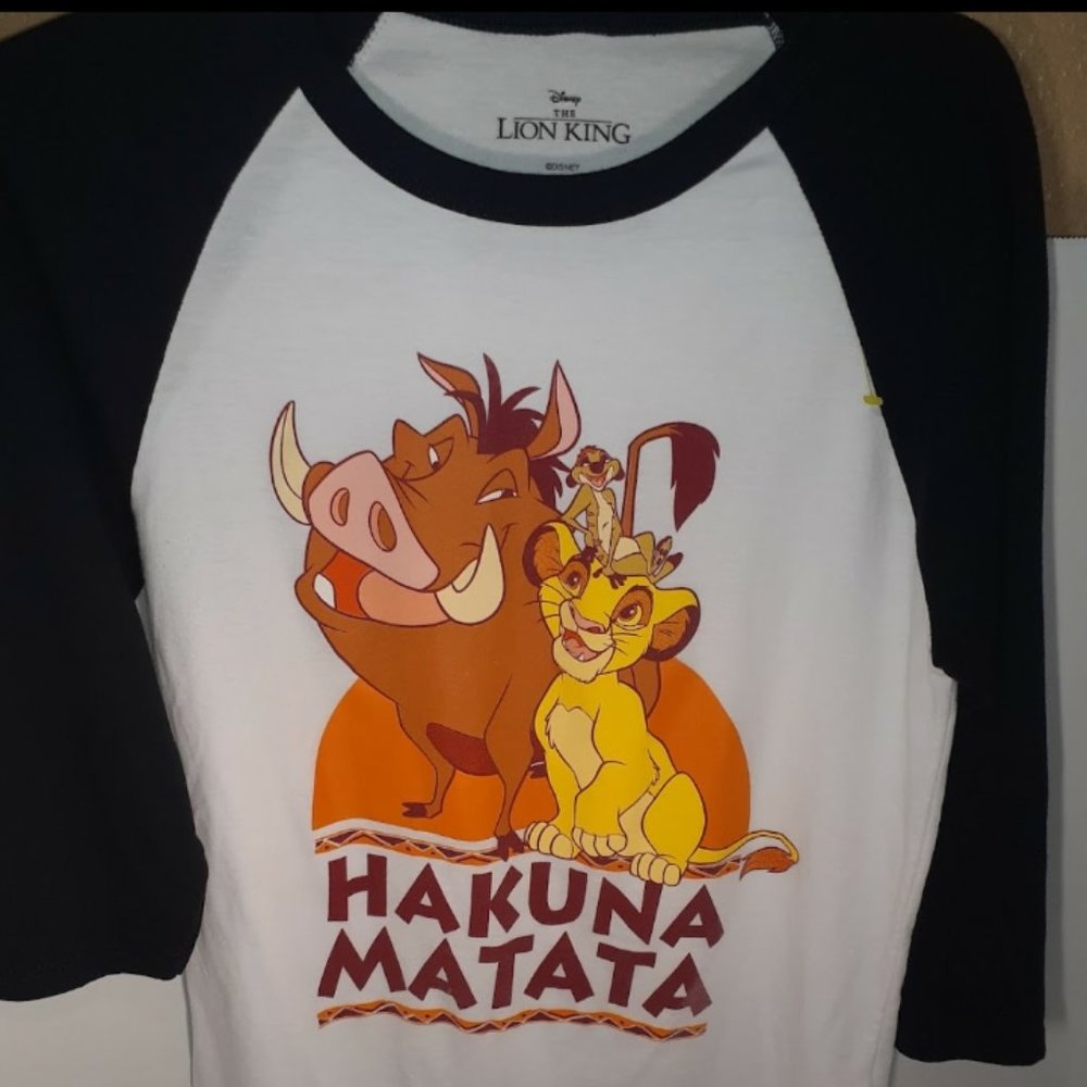 Lion King Hakuna Matata shirt